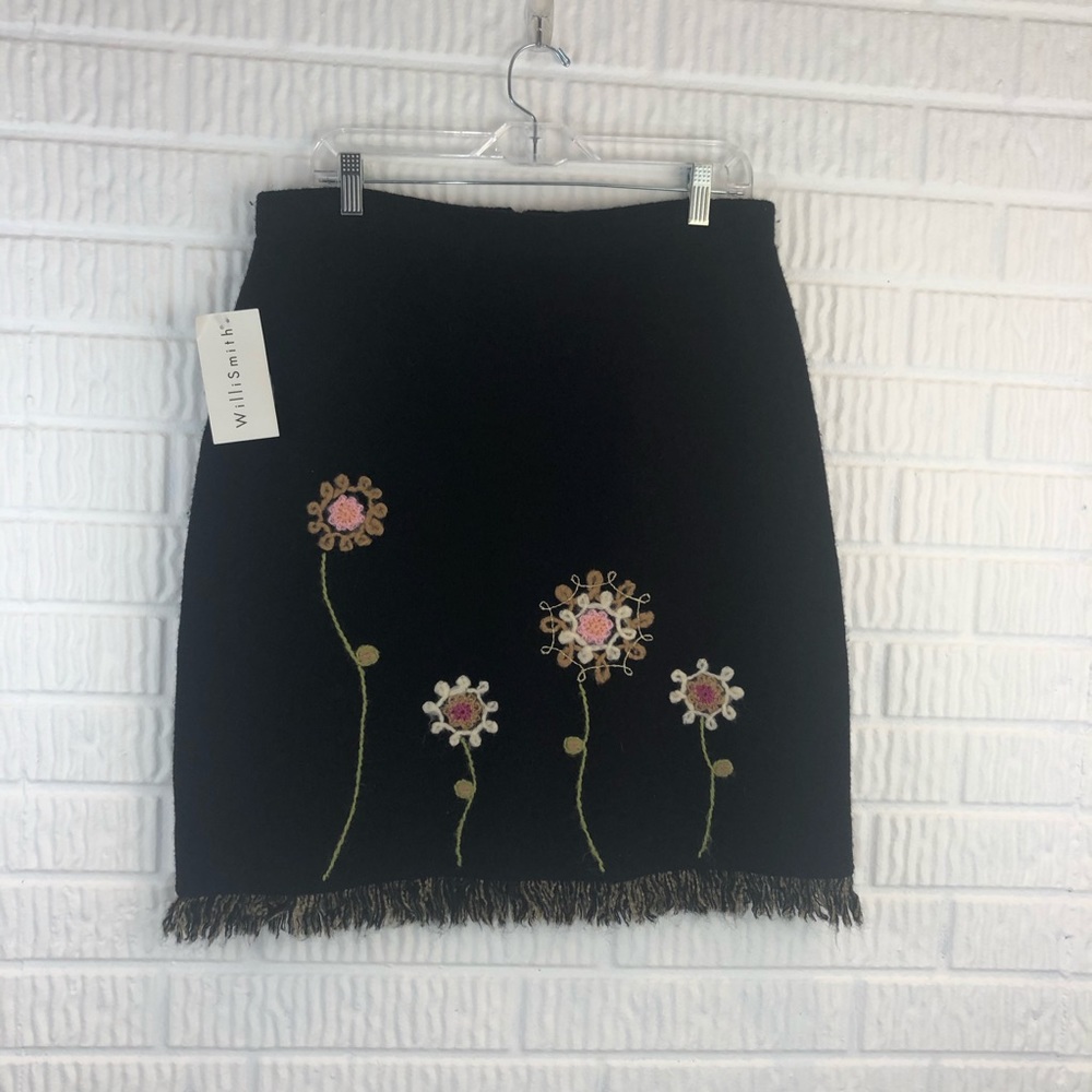 Willi Smith black wool embroidered skirt w/ fringe